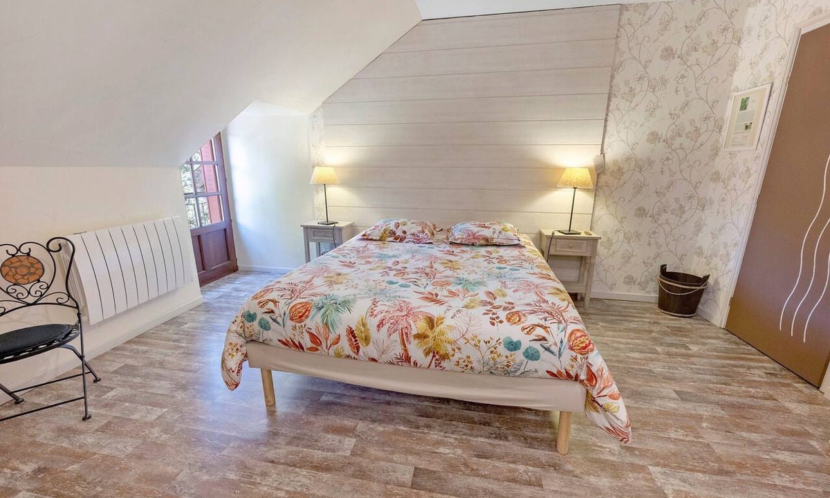 Igornay Bed & Breakfast | Bed and Breakfast 'Escargot De Bourgogne' with Shared Pool, Shared Terrace and Wi-Fi