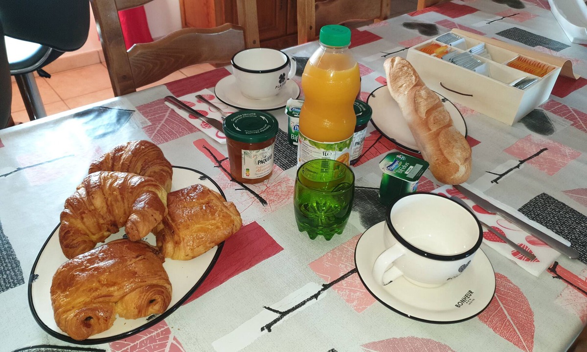 Saint-Yan Bed & Breakfast | Bed and breakfast in country house