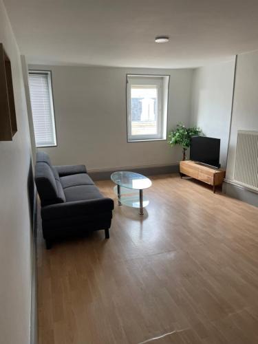 Moulins Apartment | Bel appartement 2 chambres n11