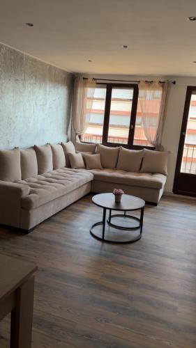 Ep 21 - Saint-Paul Apartment | Bel appartement au calme dans copropriété t 3 hauteur Montbéliard