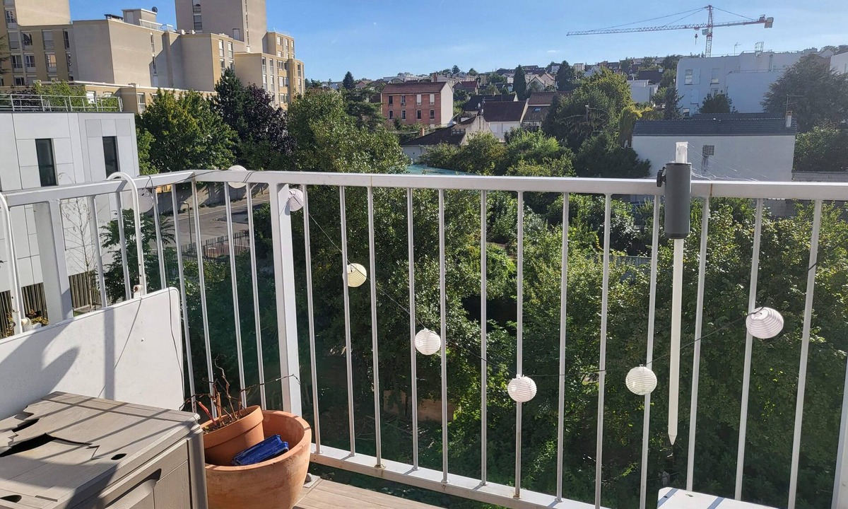 Vitry-sur-Seine Apartment | Bel Appartement Contemporain Idéal Visite Paris Avec Stationnement Privé