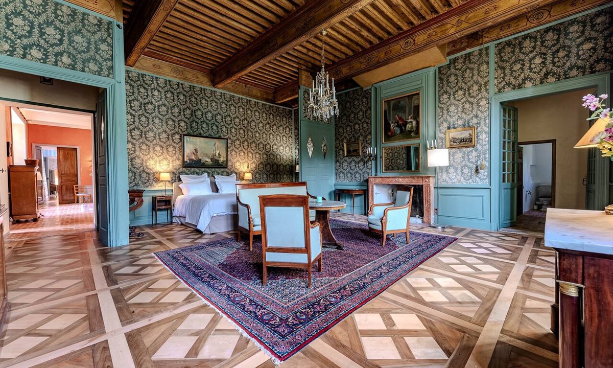 Montclar-sur-Gervanne House | Bishop's Room (1st floor)