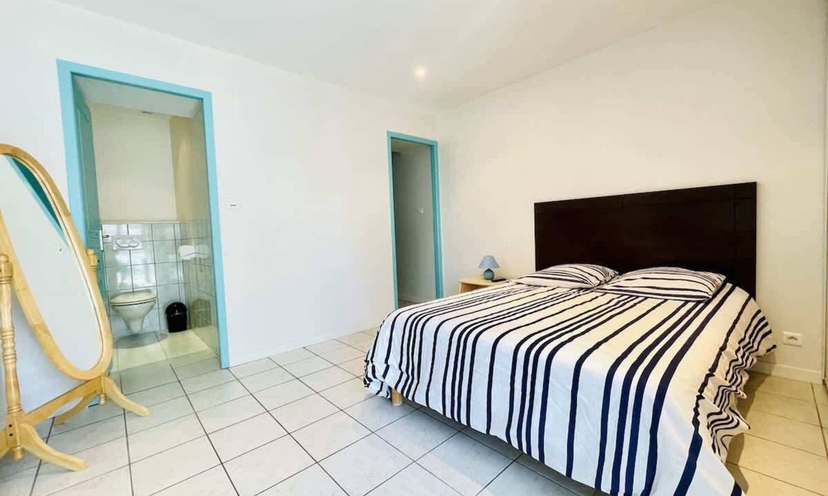 Forges-les-Bains Apartment | Bonaparte