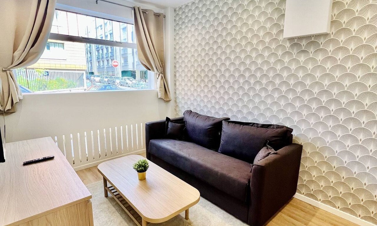 Charonne Apartment | Brand New! Heart of Paris! Near Nation District!
