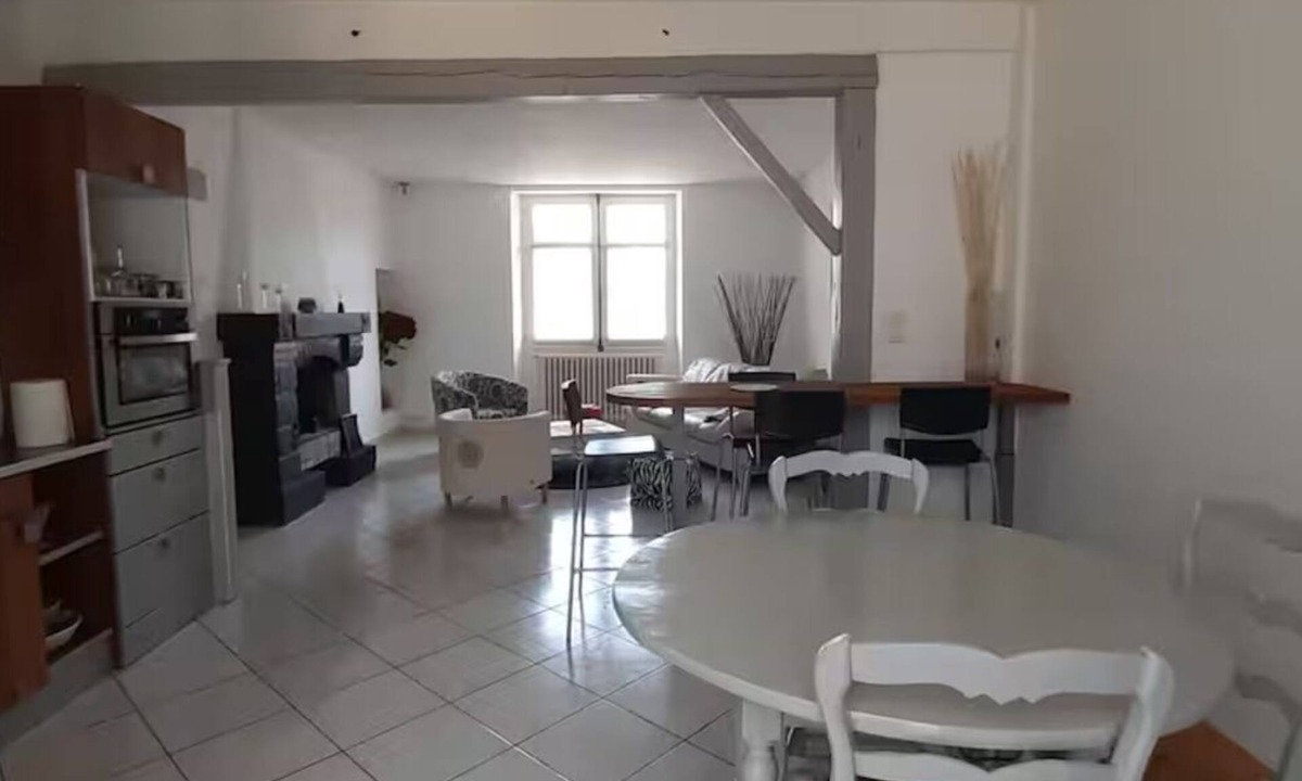 Pont Rousseau Apartment | Bright apartment south of Nantes near Sèvre