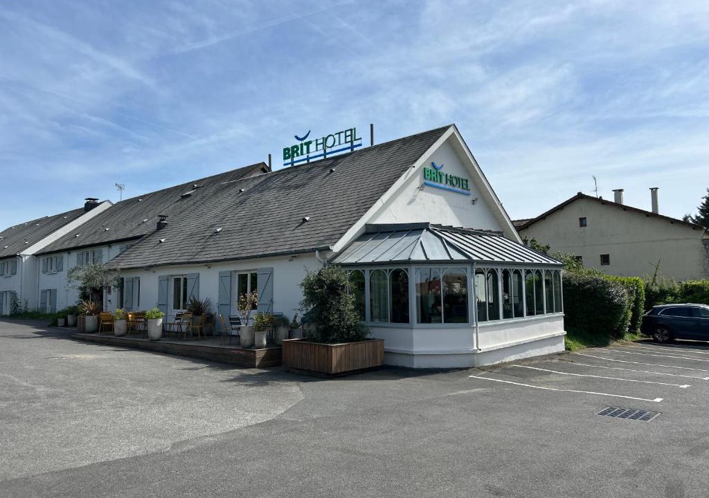 Morangis Hotel | Brit Hotel Confort Orly Morangis