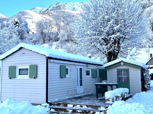 Cauterets House | Bungalow charmant à Cauterets avec vue sur la montagne