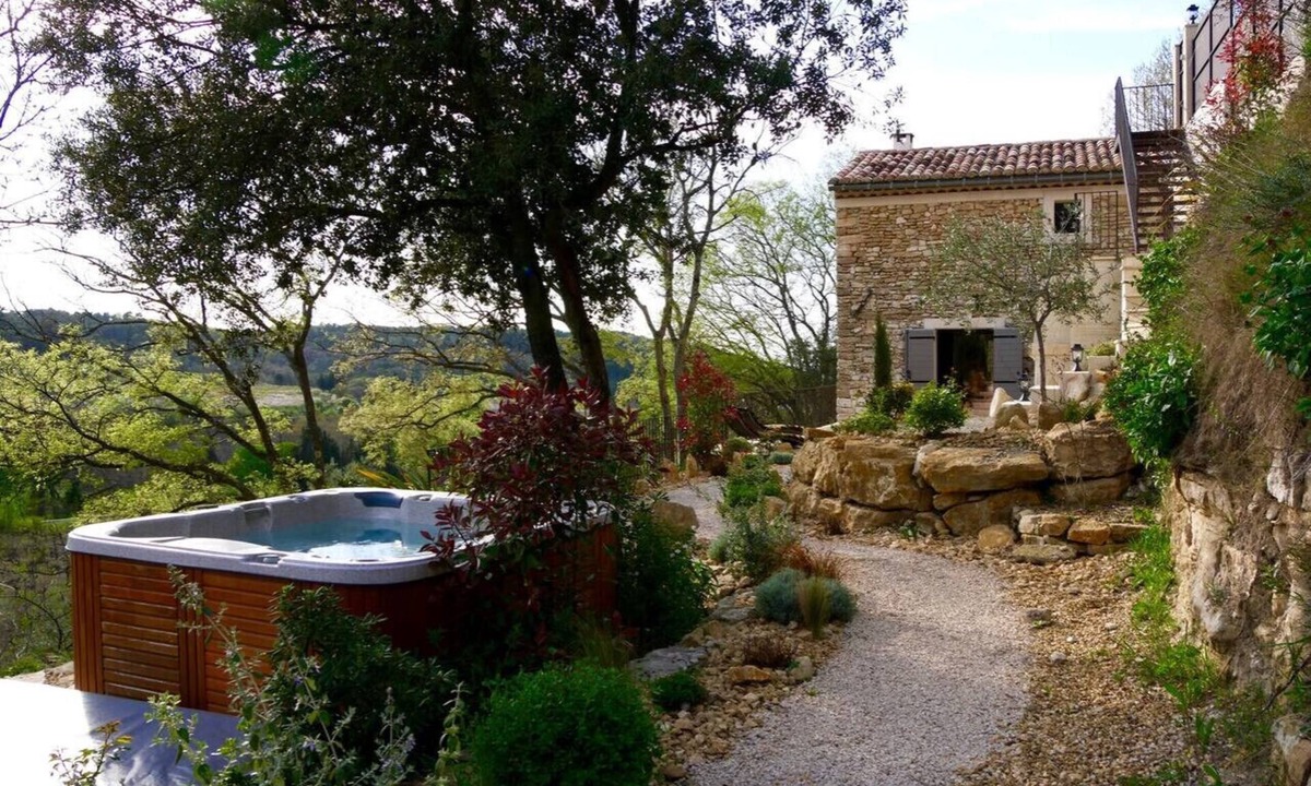 La Roque-sur-Pernes Cabin | Cabanon des Secrets - Les Cabanes de Provence