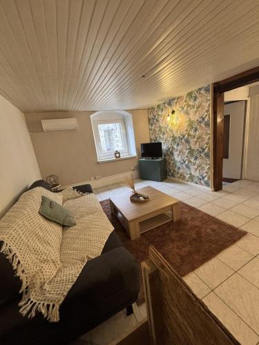 Clerval Apartment | Calm guest house