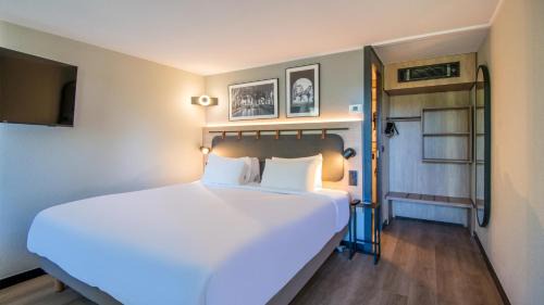 Saint-Francois d'Assise Hotel | Campanile NATURE - Besançon Ouest Chateaufarine