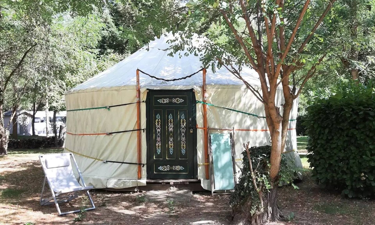 Arlebosc Cabin | Camping du Viaduc* - Yurt 1 Room 6 People Without Sanitary