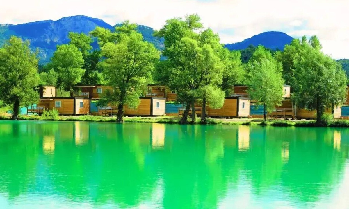 Chatillon-en-Diois House | Camping Le Lac Bleu* - Premium Space 33m² - TV air conditioning for 6 people