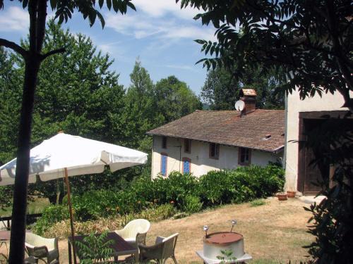 Ambert Apartment | Camping Le Pré Doux
