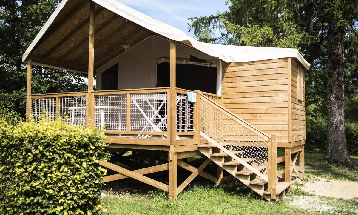 Pont-de-Poitte Cabin | Camping Les Pêcheurs* - Stilts Hut 3 Rooms 5 People
