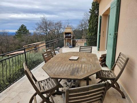 Flassan House | Canaud Ventoux
