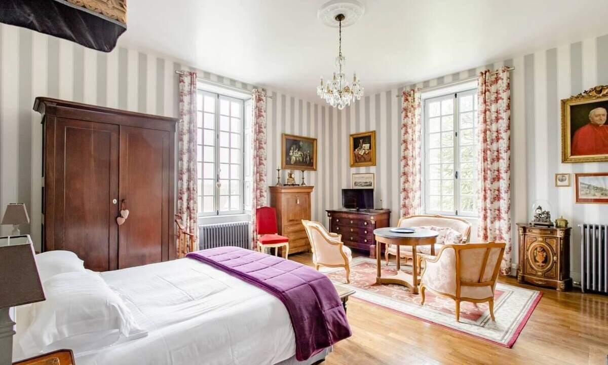 Fleurigne House | Château de Montbrault