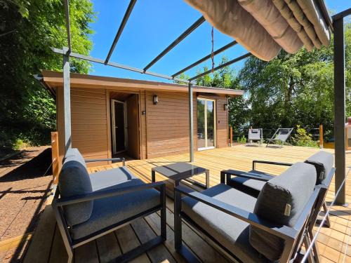 Saint-Nizier-du-Moucherotte Ski Chalet | Chalet & private HOT TUB between city and mountain