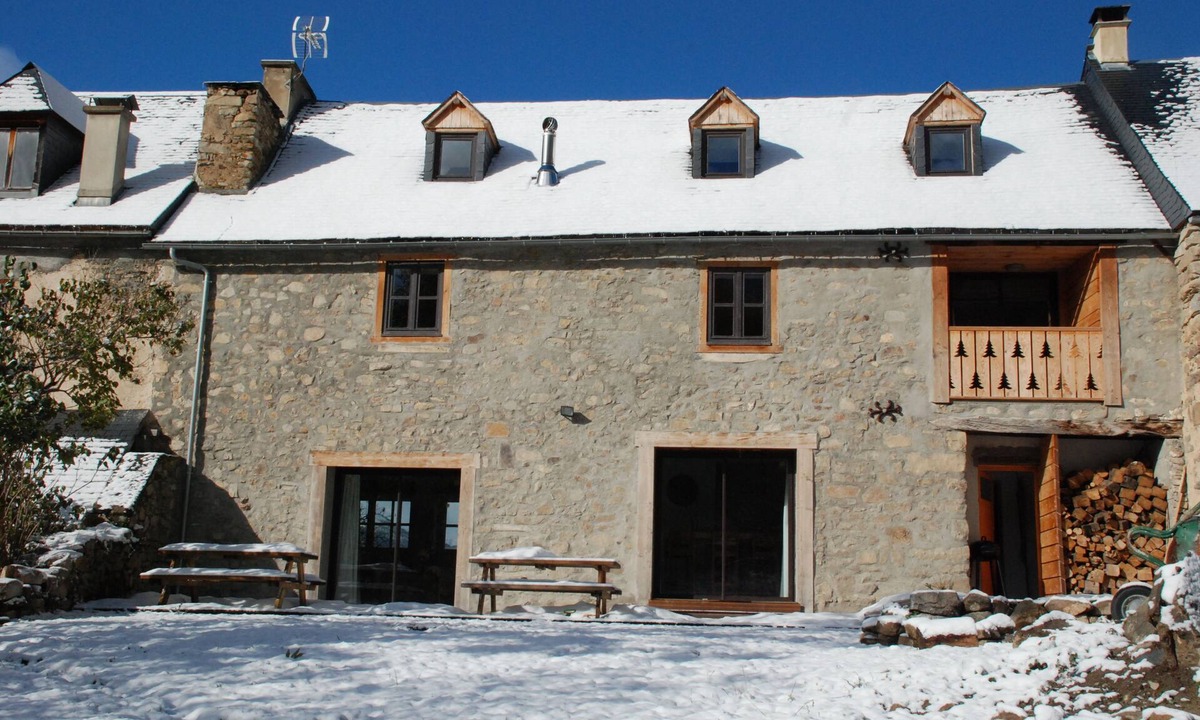 Ris Ski Chalet | CHALET 10 pers PYRENEES loudenvielle BALNEA vallée du Louron