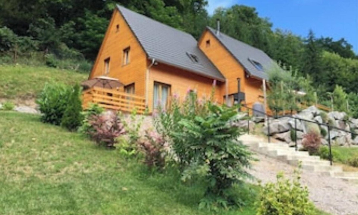 Munster Ski Chalet | Chalet 4* : terrace, 1500 m², garden, city center only 5 min on foot