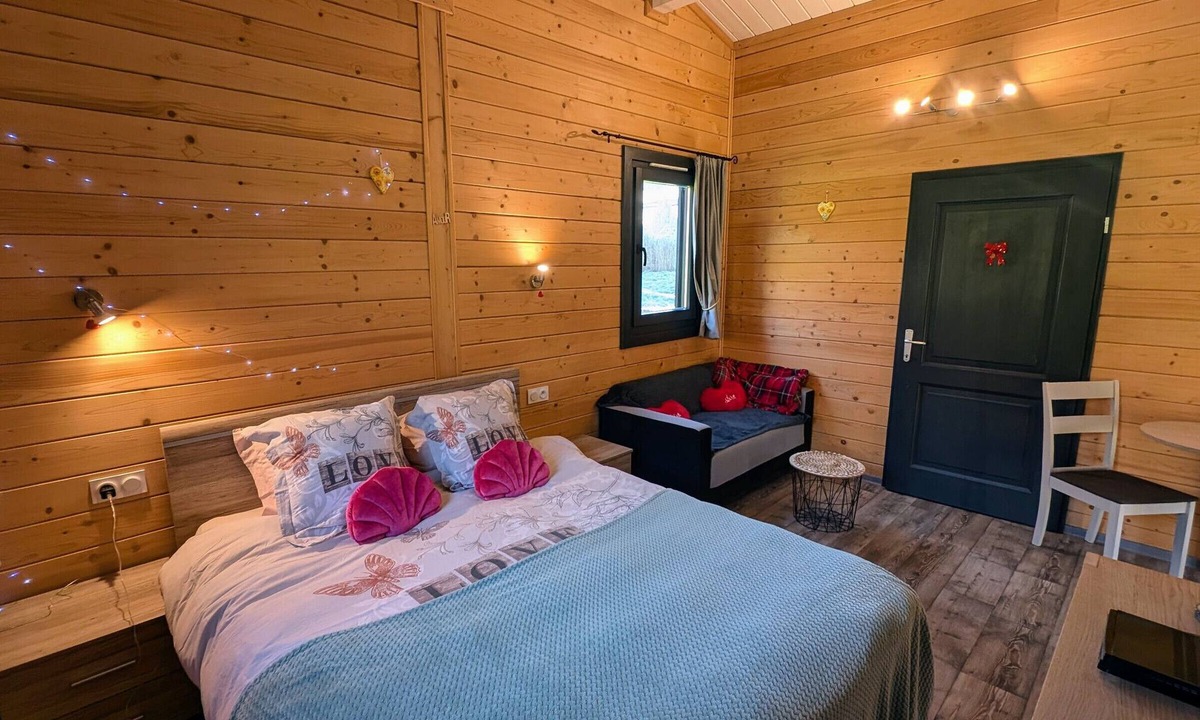 Fougerolles Cottage | Chalet Jonquille with Spa in Southern Vosges