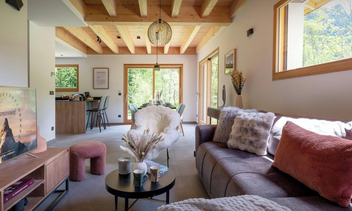 Saint-Gervais-les-Bains Ski Chalet | Chalet Ormiages - wonderful Alpine stay for 8, any season - OVO Network