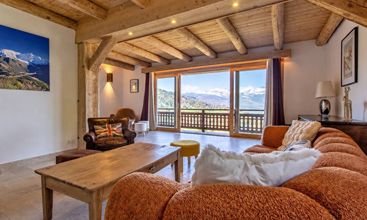Saint-Gervais-les-Bains Ski Chalet | Chalet in private hamlet, spectacular mountain views, village, sauna, 240m2