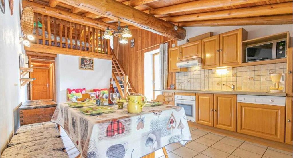 Bonneval-sur-Arc Ski Chalet | Chalet le Vernès Marmotte