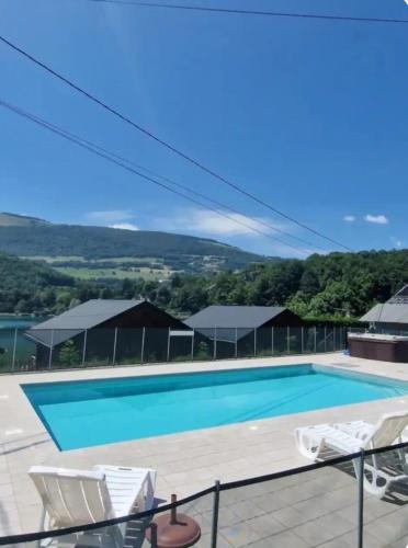Laffrey Ski Chalet | Chalet with beautiful lake view 6B