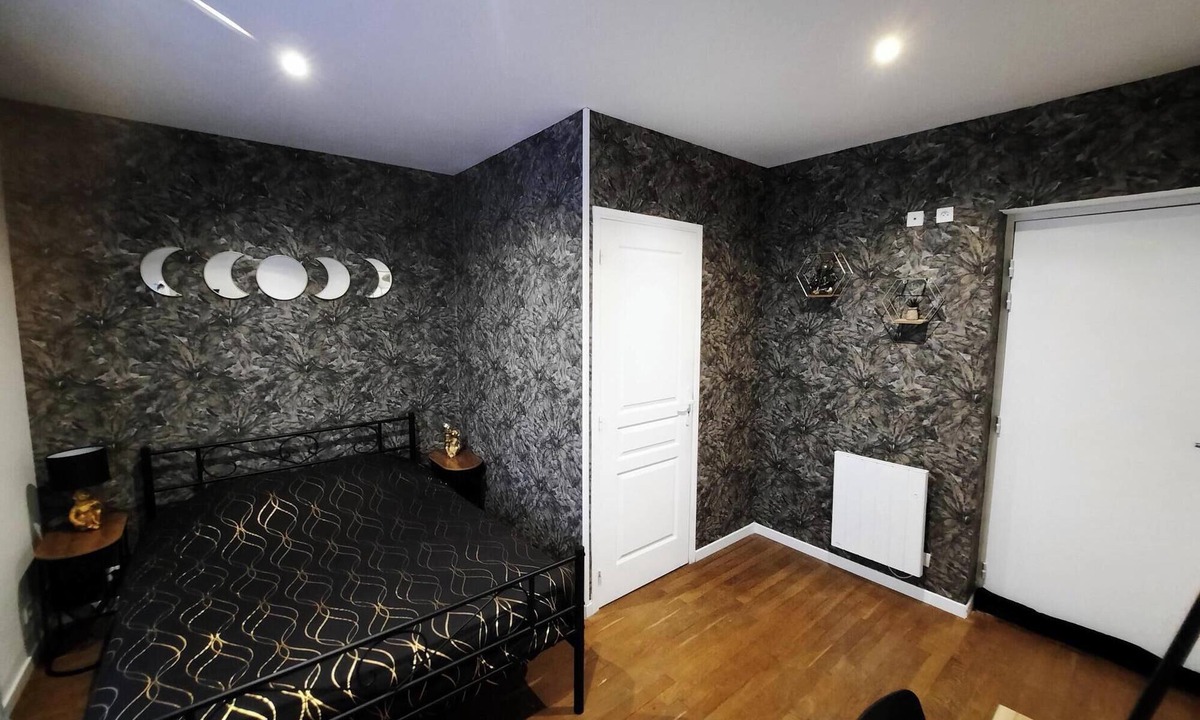Vesoul Bed & Breakfast | Chambre Économique Avec Salle de Bain Privative 1. Idéale Pour un Séjour Court !
