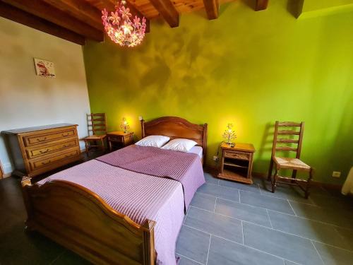 Xivry-Circourt Bed & Breakfast | Chambre cosy avec salle de jeux et terrasse, proche Belgique et Luxembourg - FR-1-584-329