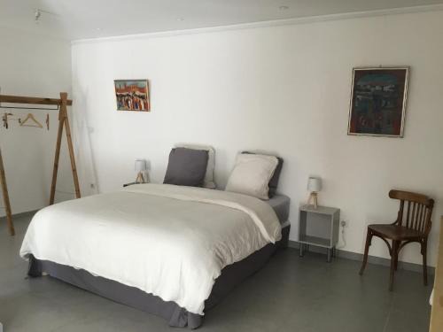 Antraigues-sur-Volane Bed & Breakfast | Chambre d hôte La cool room