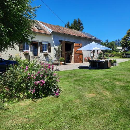Planchez Bed & Breakfast | Chambre d'hôte Le Châtaignier