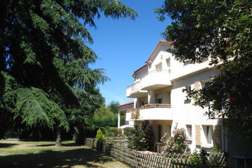 Annonay Bed & Breakfast | Chambre d'hôtes Les Cottages de Sainte Émilie