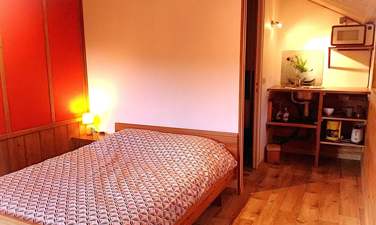 La Motte-d'Aveillans Hotel | Chambre du Chevreuil - 2 people/Auberge LARMUSE