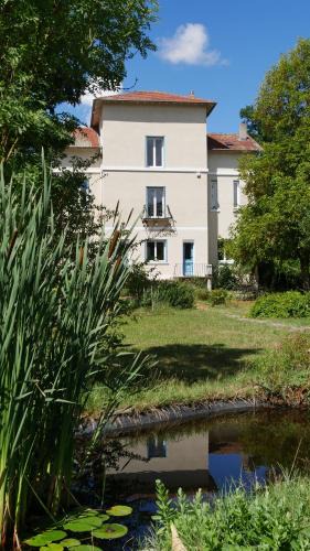Montrond-les-Bains Bed & Breakfast | Chambres d'hôtes les Bruyères