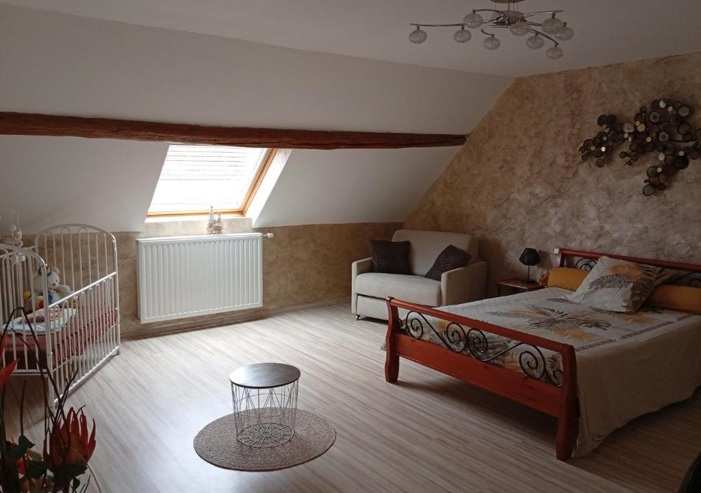 Champrougier House | chambres d'hôte Le Marronnier