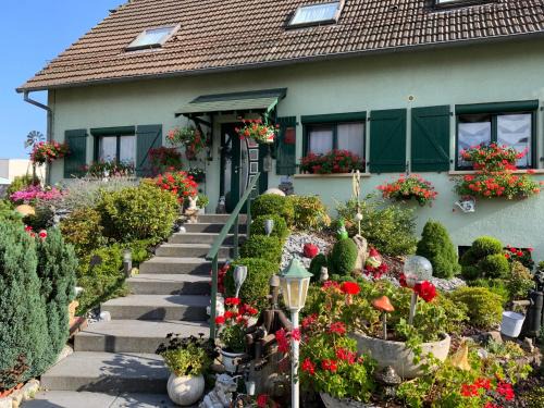 Cravanche House | Chambres d'hotes le nid fleuri de Cravanche