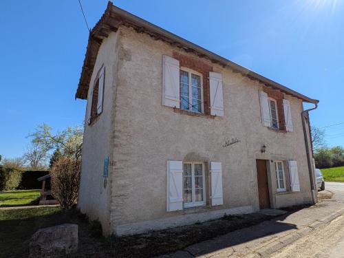La Roche-Morey House | Charmant Gîte Rural avec Jardin en Haute-Saône - FR-1-583-438
