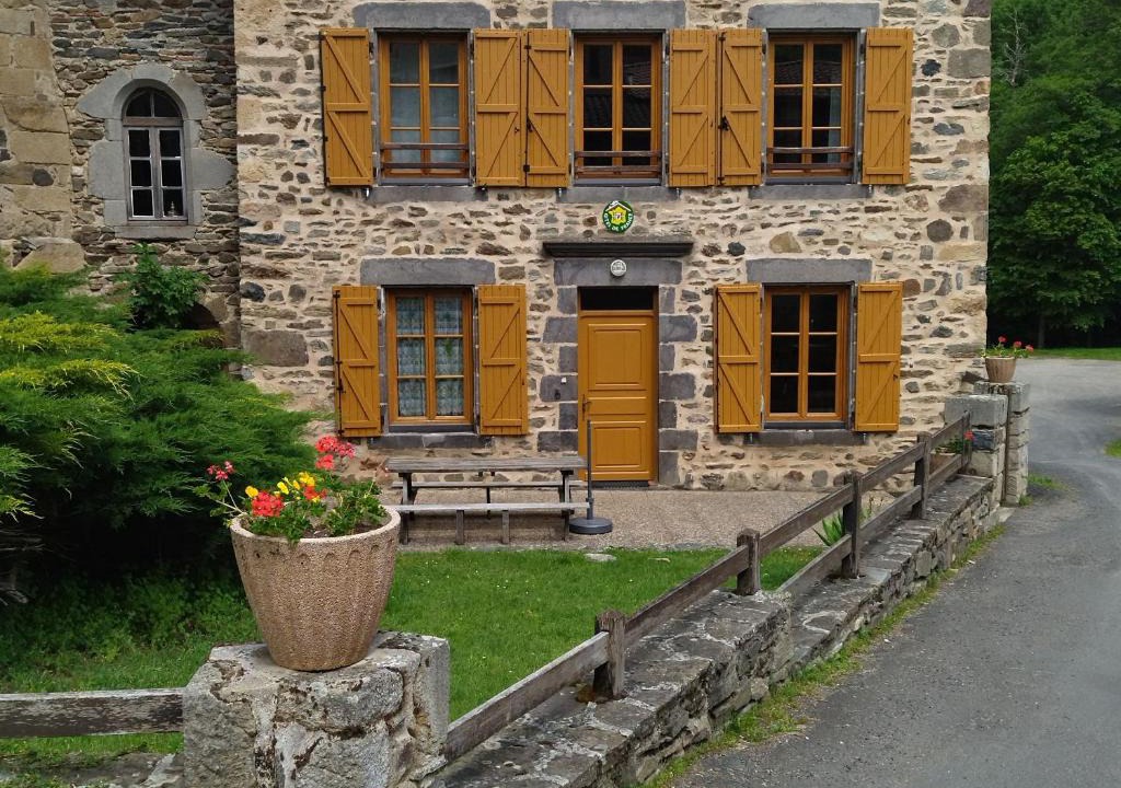 Saint-Didier-sur-Doulon House | Charmant Gîte Indépendant au Coeur d'un Village de Campagne avec Cour Fermée - FR-1-582-222