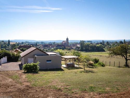Vy-le-Ferroux House | Charmante maison bois avec piscine et animaux admis - FR-1-583-475