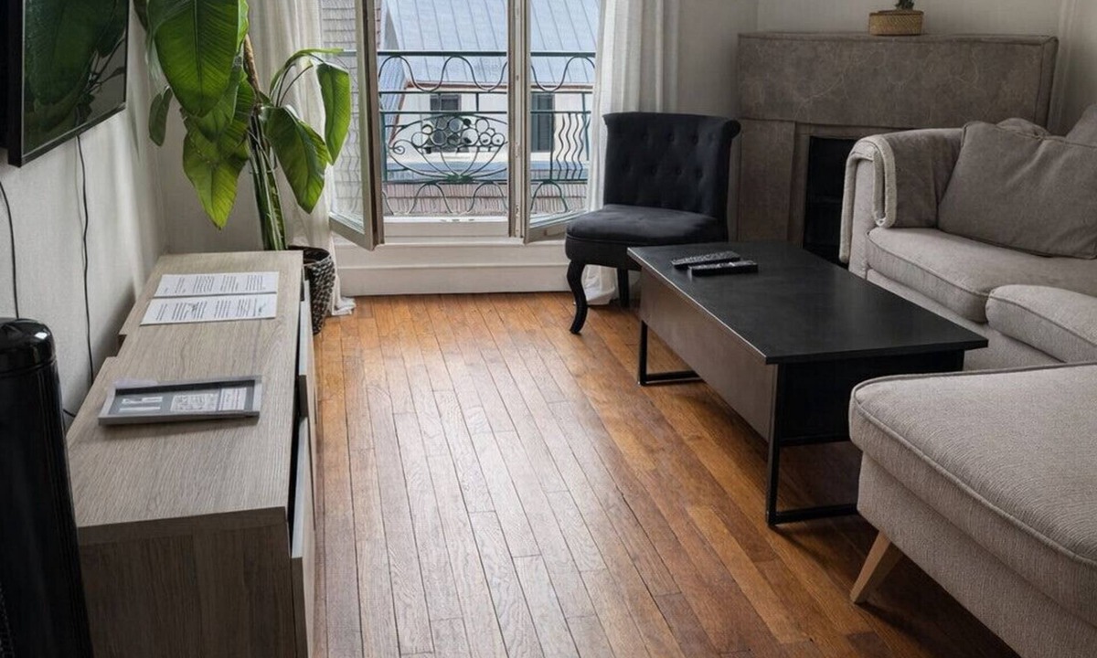 Orly Apartment | Charming 1‑Bedroom close to the airport – Paris direct via Line 14