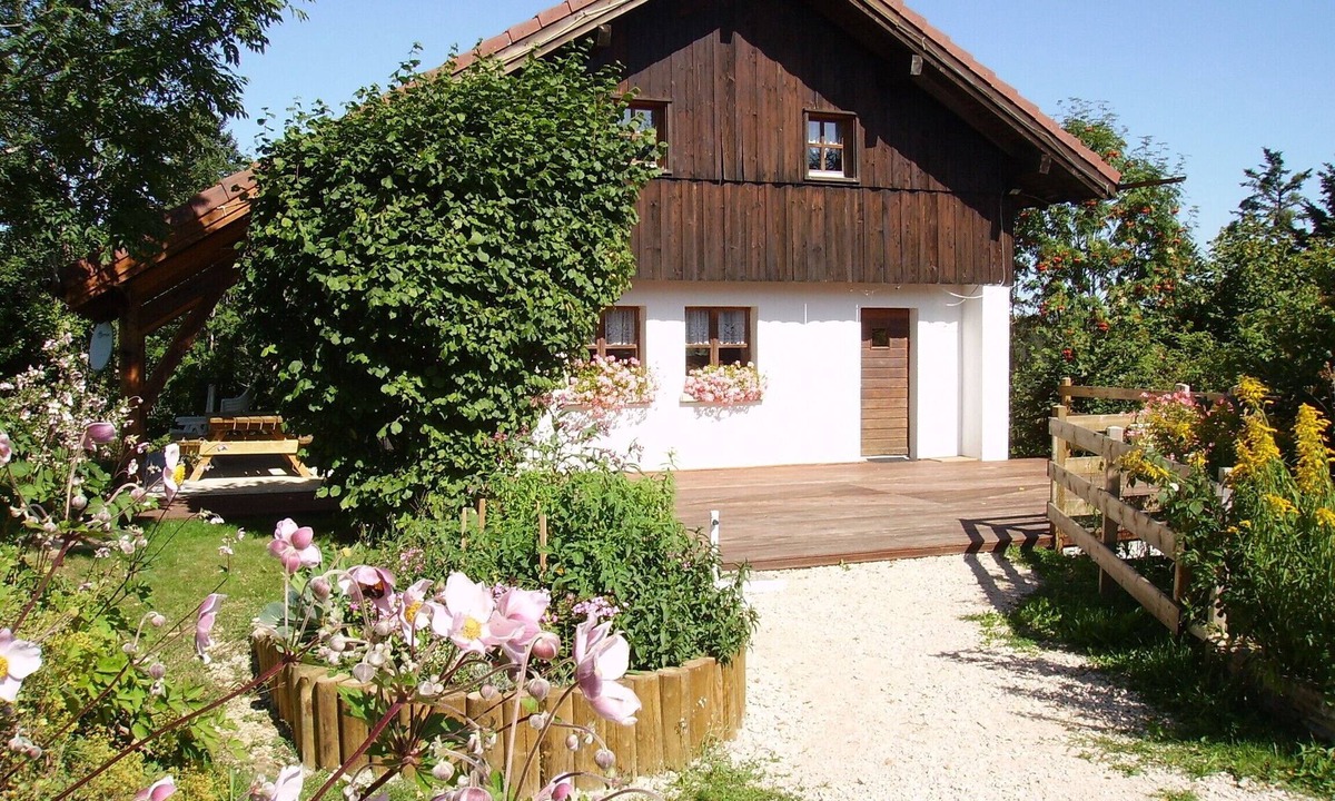 Le Memont Ski Chalet | Charming 3-star gîte in the heart of nature, free Wi-Fi