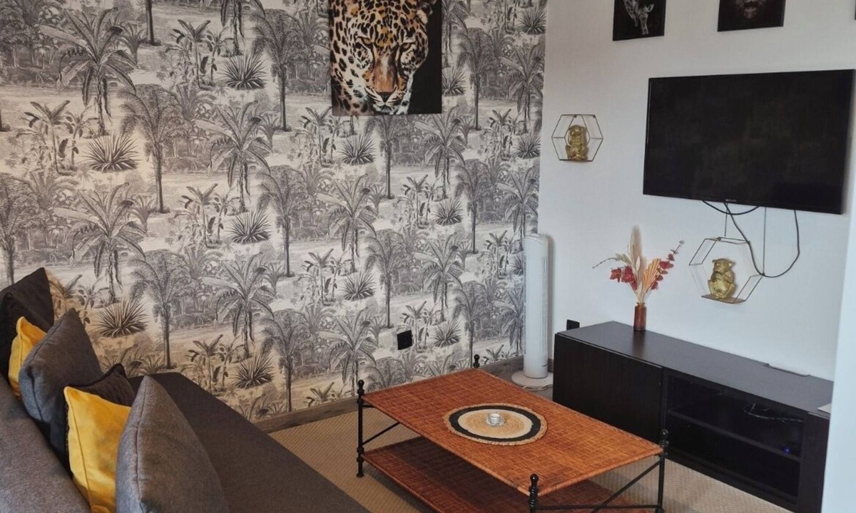 Marsannay-la-Cote Apartment | Charming and peaceful apartment near Dijon