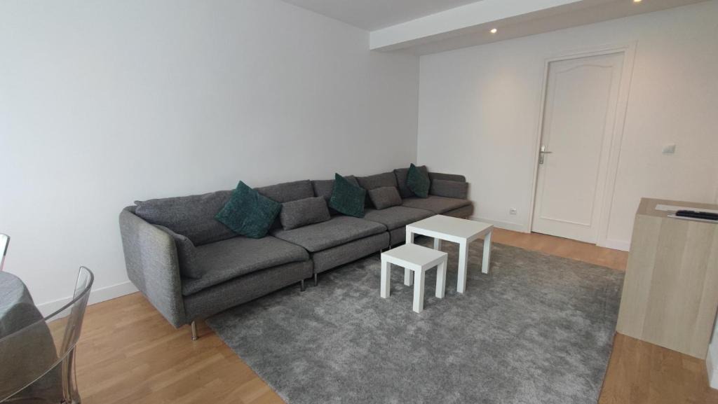 Bagneux Apartment | Charming Bagneux Nest