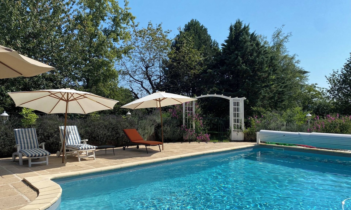 Rouvray (Cote-d'Or) Villa | Charming family home in Burgundy between Paris and Lyon.
