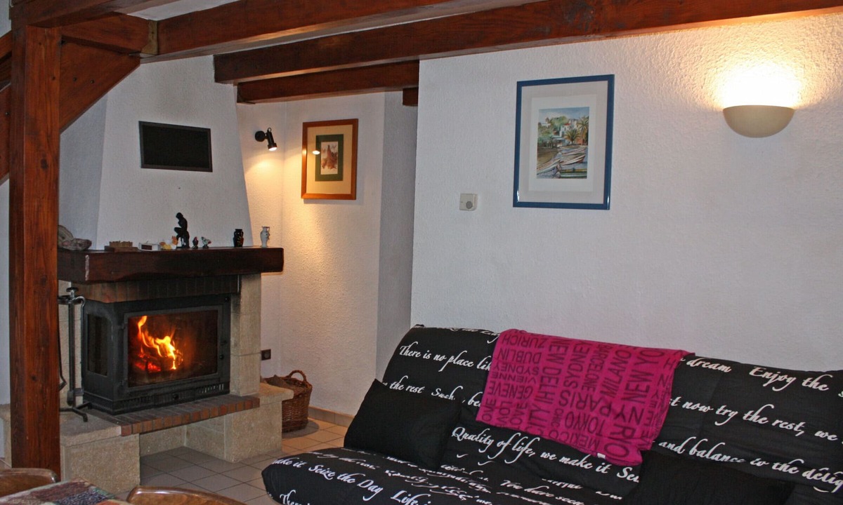 Girmont-Val-d'Ajol Cottage | Charming Farmhouse with Game Room, 10 km to Val d'Ajol, WiFi Included