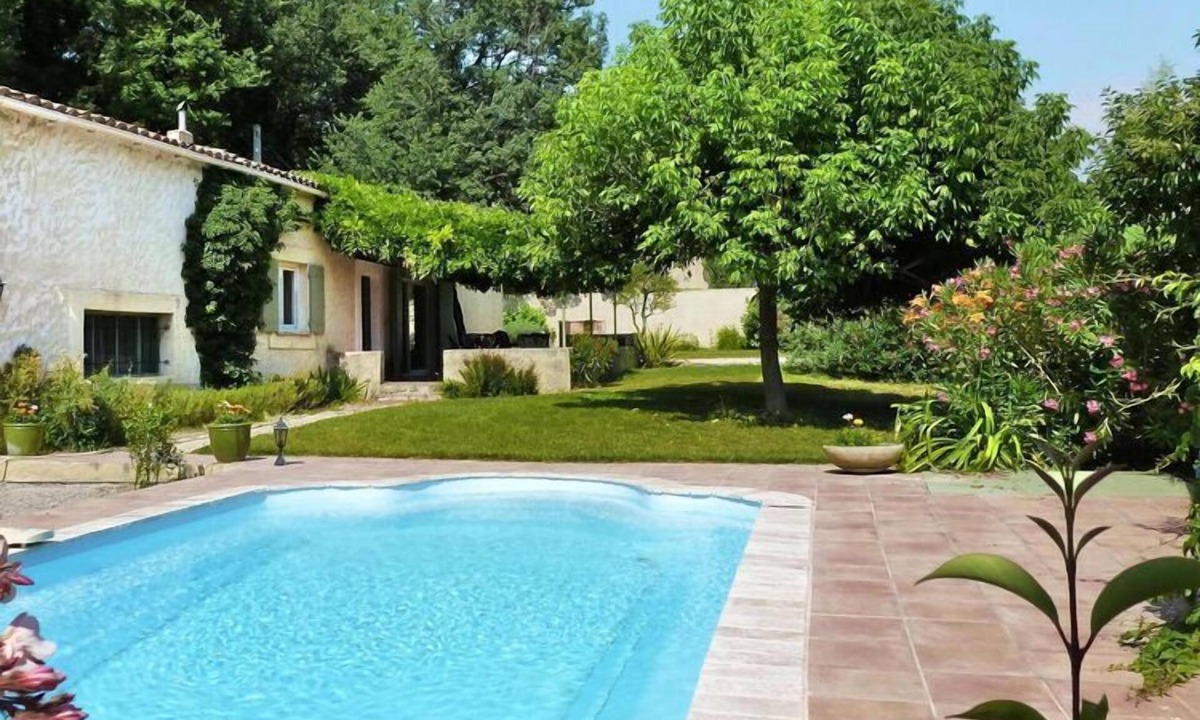 Puymeras House | Charming holiday home with garden and private pool, Puyméras