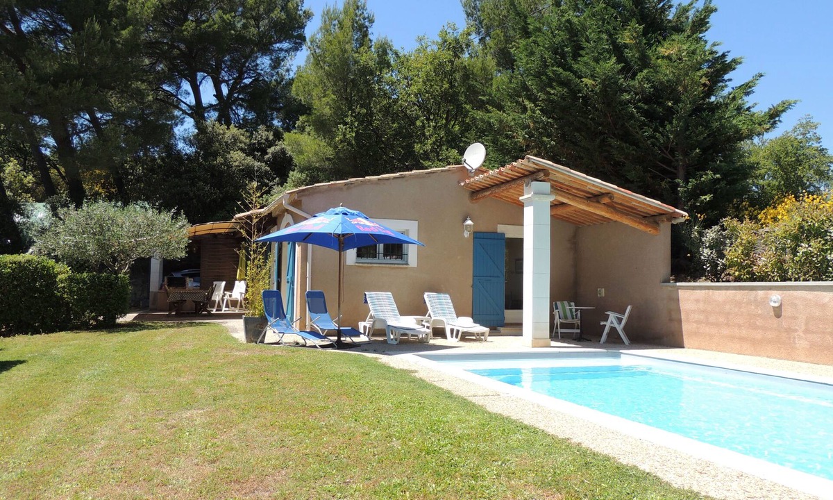 Buisson House | Charming little villa in the countryside. Ideal place for a well-deserved rest