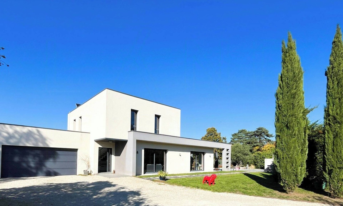 Amboise House | Charming Villa with Pool near Amboise Castles