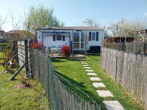 Saint-Loup House | Chez Elvis et Agnès, logement climatisé